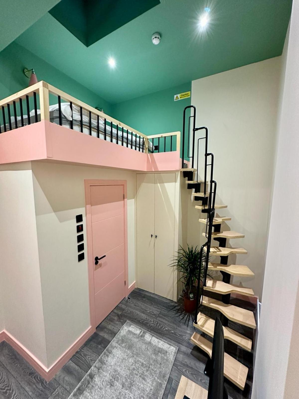 Cozy En-Suite Loft In Trendy Local Лондон Екстер'єр фото