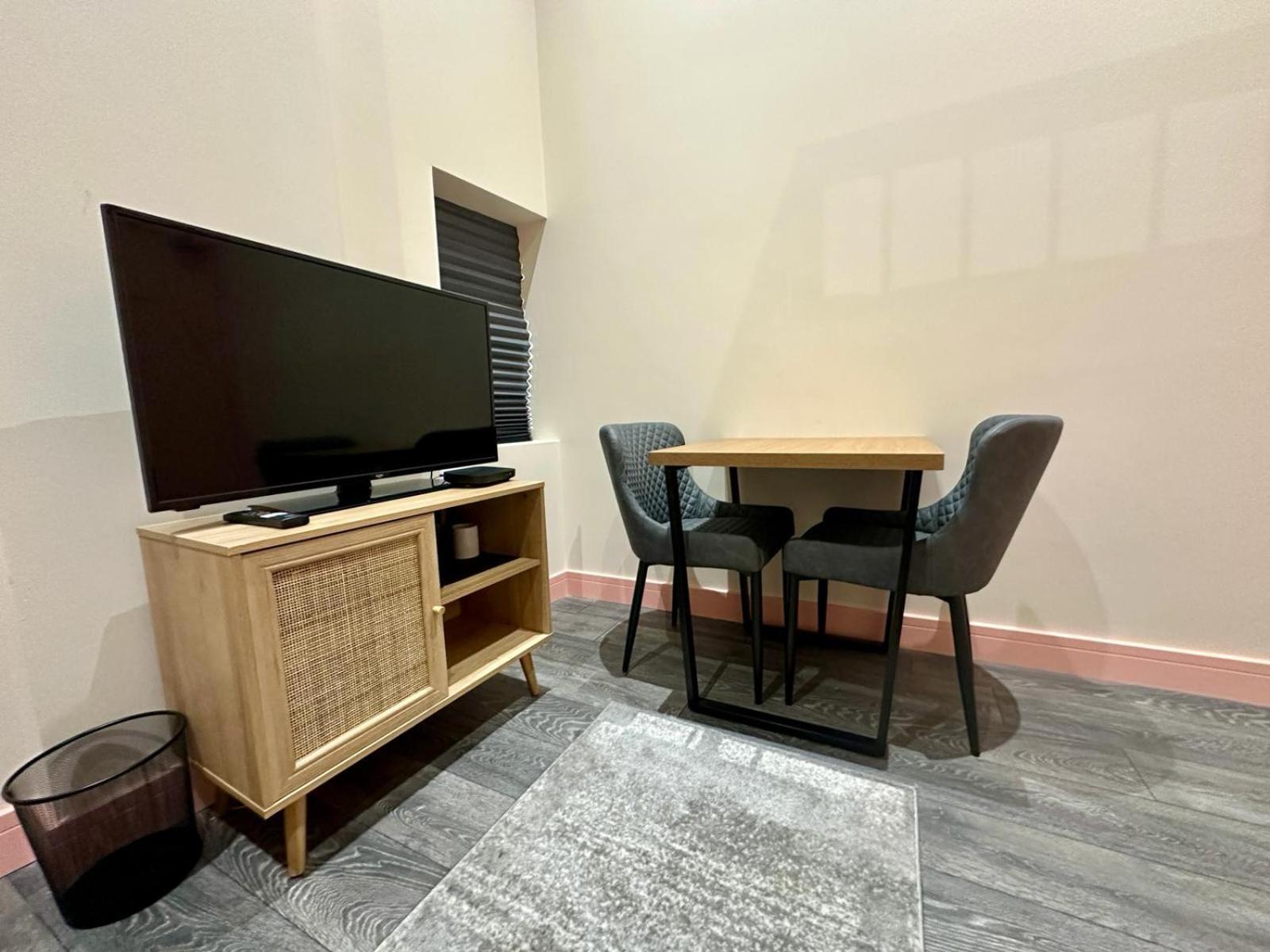 Cozy En-Suite Loft In Trendy Local Лондон Екстер'єр фото