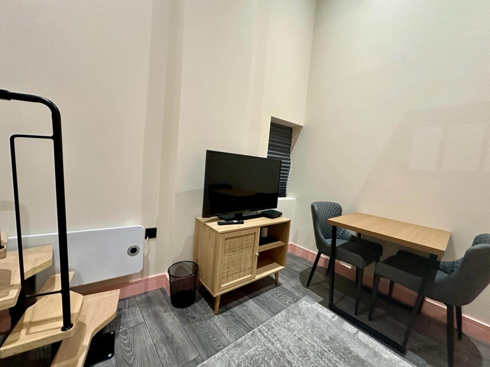 Cozy En-Suite Loft In Trendy Local Лондон Екстер'єр фото