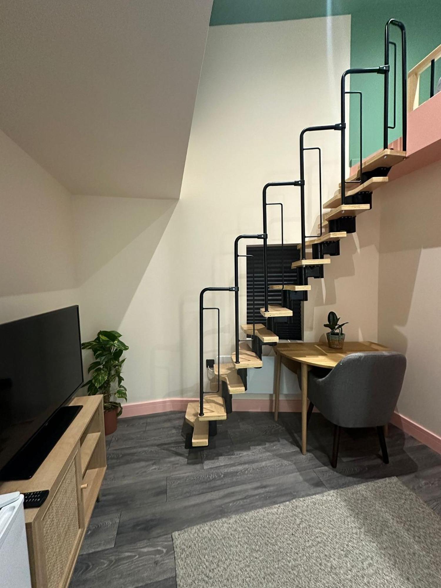 Cozy En-Suite Loft In Trendy Local Лондон Екстер'єр фото